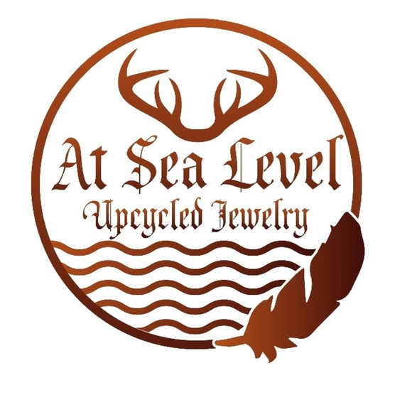 Shell Adjustable Necklace - Picture 8 of 8